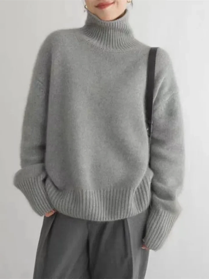 Michella | Elegant Turtleneck